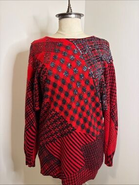 Women's Red & Black Patterned Crewneck Sweater